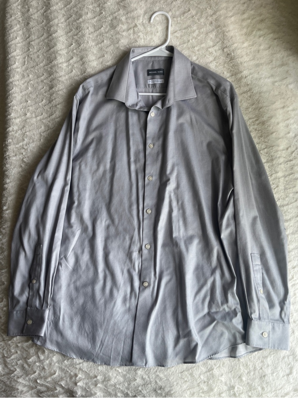 Men’s Michael Kors Light Gray Lightweight button-up Shirt